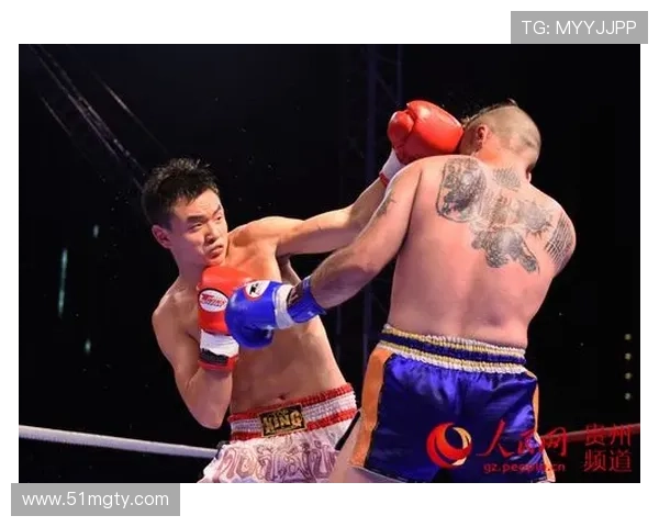 多纳雷与里贡多巅峰对决直播：拳王争霸赛精彩不容错过